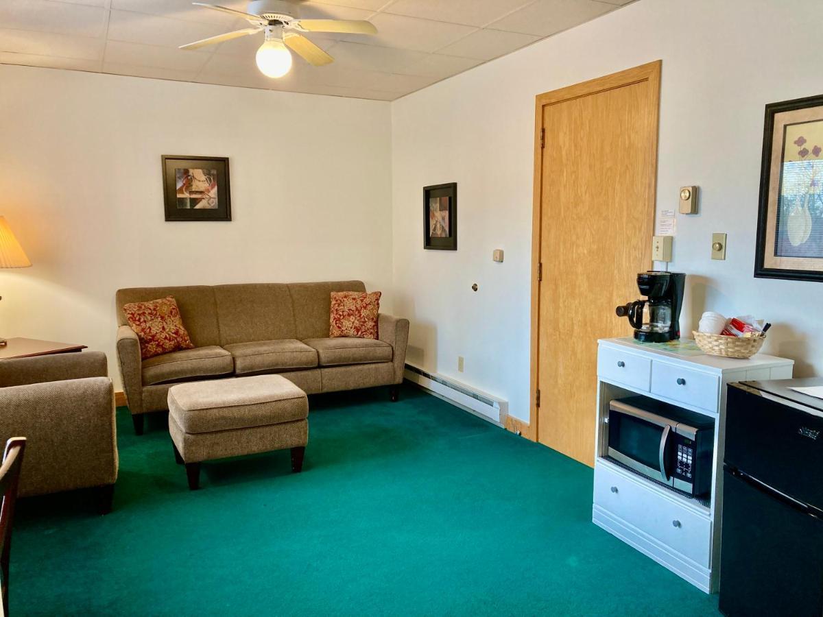 Garden Grove Retreat & Lodging Near Pictured Rocks, Fayette, Trails Exterior foto